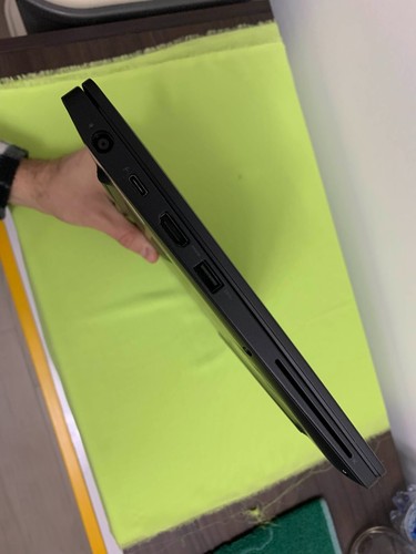 DELL 13,3" Latitude 7380 i7-6600U vPro 2.80 GHz 8GB 256GB 2019 BATTERIA Perfetta - Afbeelding 2 van 14
