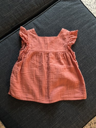 Cat and Jack top Size 8 Medium Sleeve - Picture 4 of 4