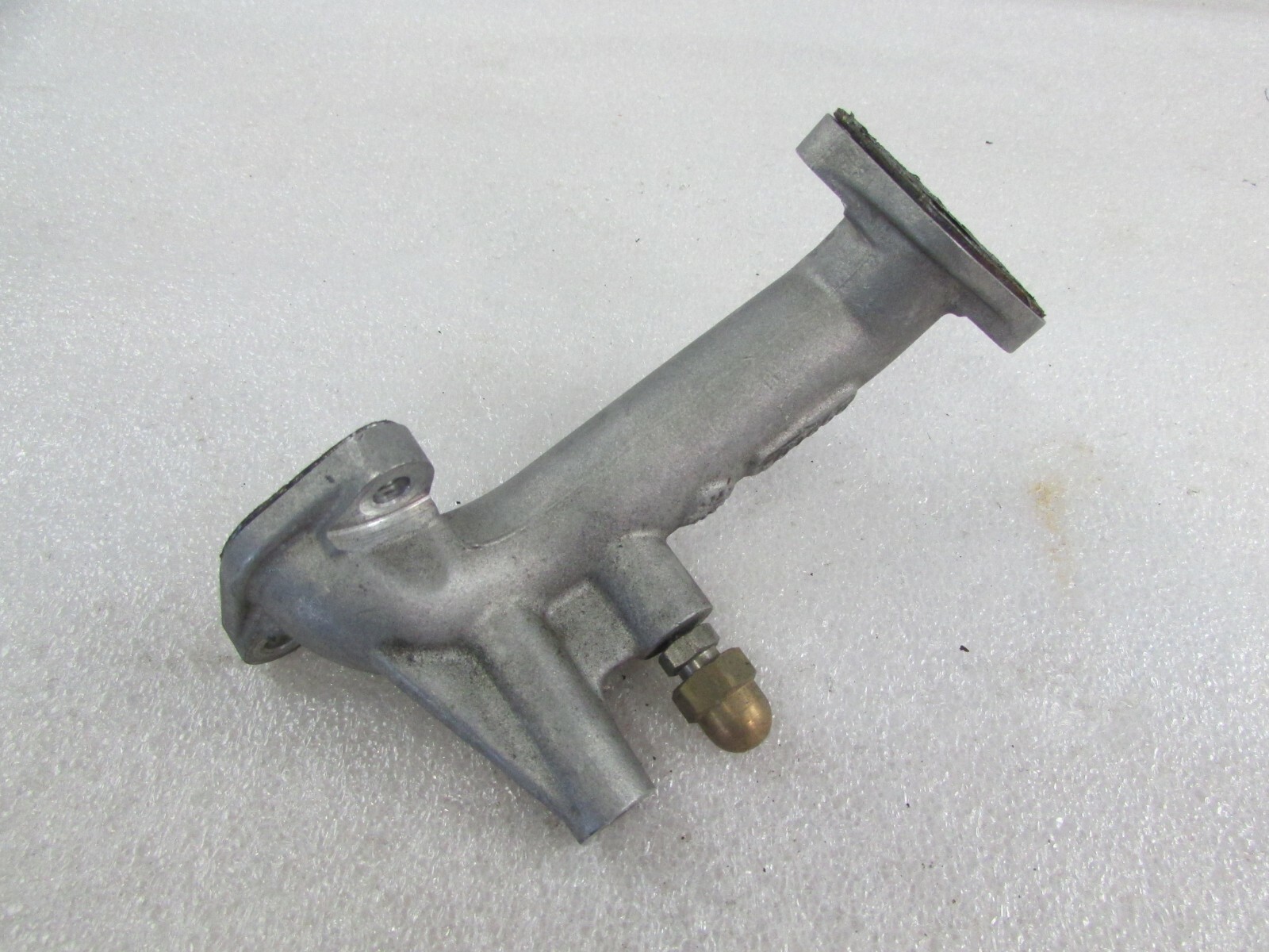 Ferrari California T, RH, Right Air Valve Mount, Used, P/N 292404