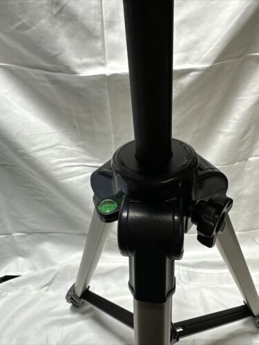 Vintage ProMaster 5800 Deluxe Camcorder Tripod With Fluid Panhead. Nice! - Picture 3 of 13