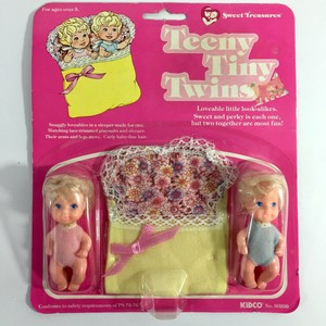 Teeny-Tiny-Twins-Vintage-Doll-Set-With-Sleeper-80s-1982-Kidco-New-in-Package