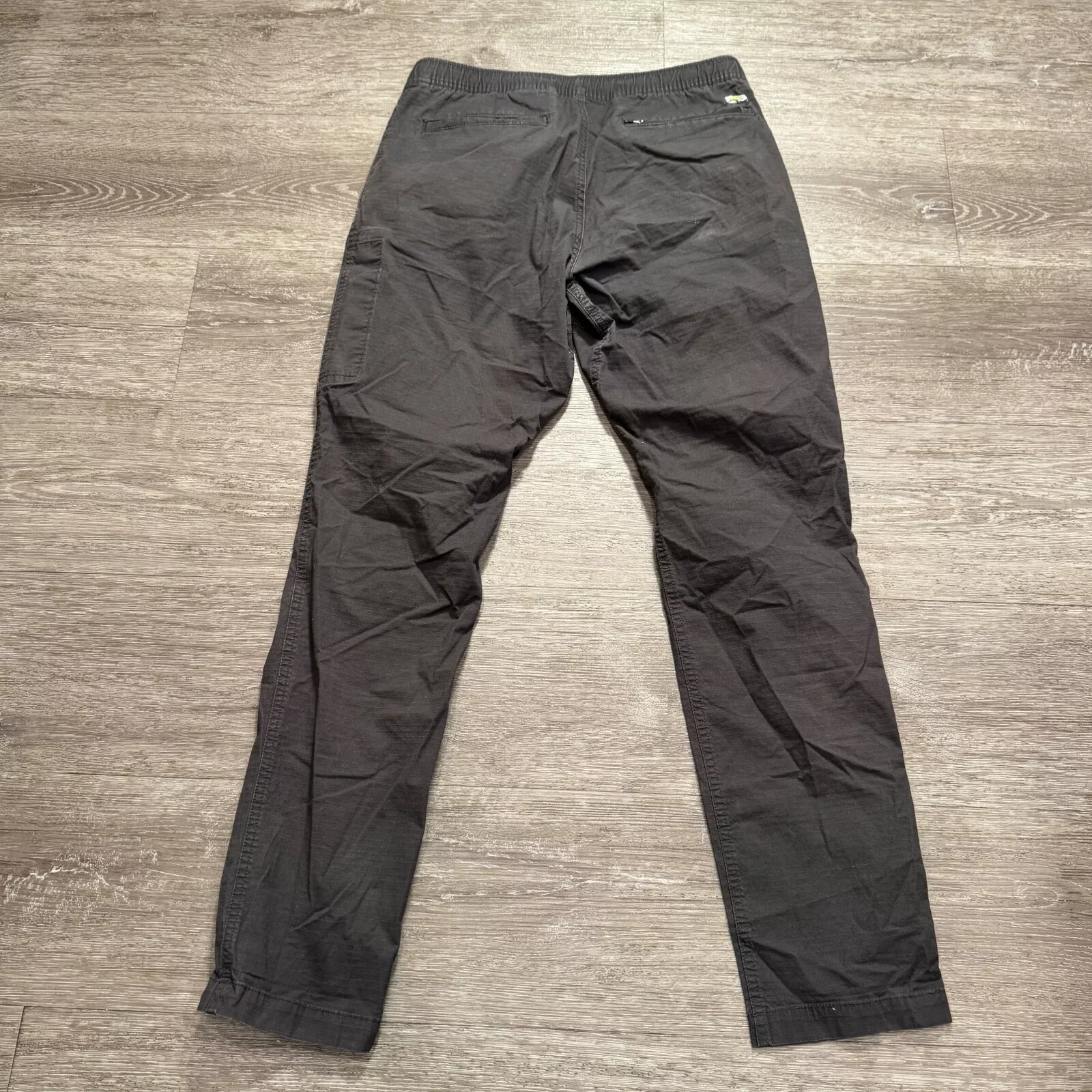 vuori performance ripstop zip pocket drawstring pants