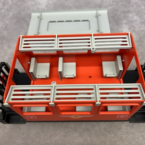 Playmobil Train Passenger Car 2 - Incomplete- The top has damage -See pictures - Picture 13 of 16