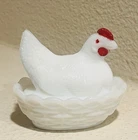Vintage Westmoreland White Milk Glass Hen On Nest Split Tail, Unmarked Pre-1946