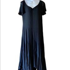 Dana Buchman Black Silk Flowing petal skirt size 8