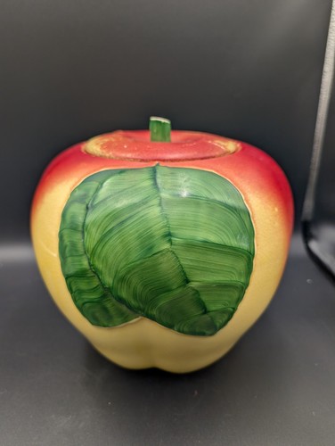 Vintage 1940s Hull Pottery Ceramic Blushing Apple Cookie Jar with Lid - Picture 3 of 8