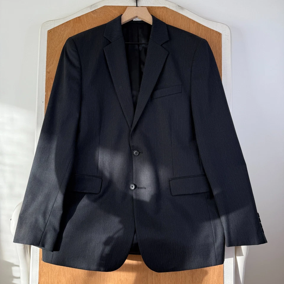 Calvin Klein Suit Mens 40R Black Pinstripe 2 Button Wool Blend Pants 34x29 Flat - Image 2 of 4