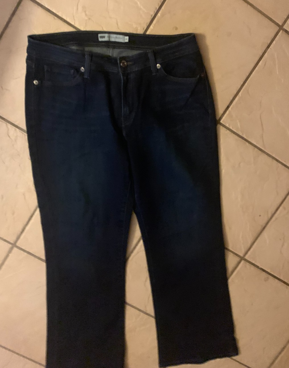 WOMAN' SIZE 16 LEVI CURVY BOOTCUT DARK BLUE JEANS