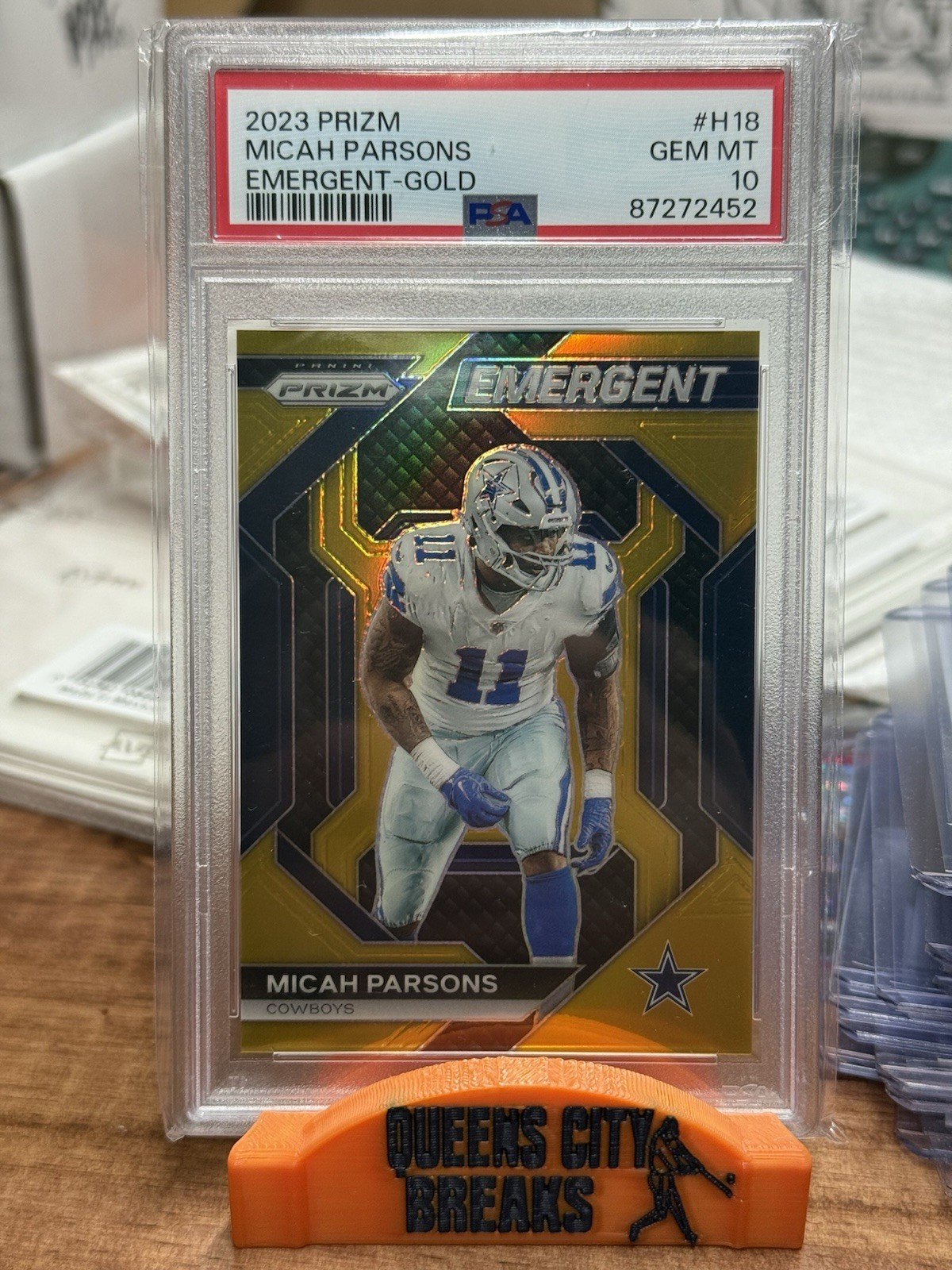 2023 Prizm Football Micah Parsons Emergent Gold Prizm /10 SSP PSA 10 Packers