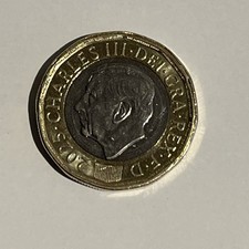 EXTREMELY RARE KING CHARLES £1 COIN WITH NO CROWN! DOUBLE HONEYBEE MINT ERROR!!