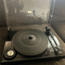 Music Hall MMF-7 Audiophile Turntable w goldring eroica cartridge working