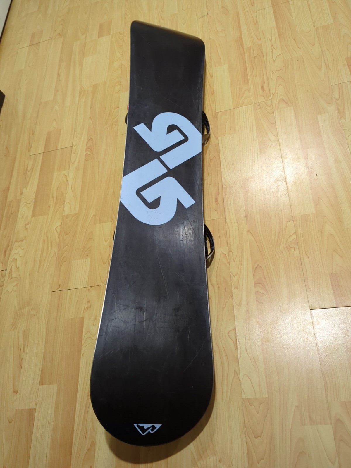 Burton LTR (Learn To Ride) 148 cm snowboard with Burton bindings M fit 8-10.