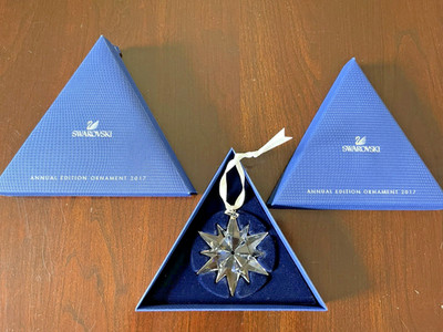 Swarovski Crystal Snowflake 2017 Christmas Ornament with both boxes #5257589