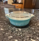 PYREX Amish Butterprint Turquoise #471 1 Pt Casserole Dish with Lid VINTAGE