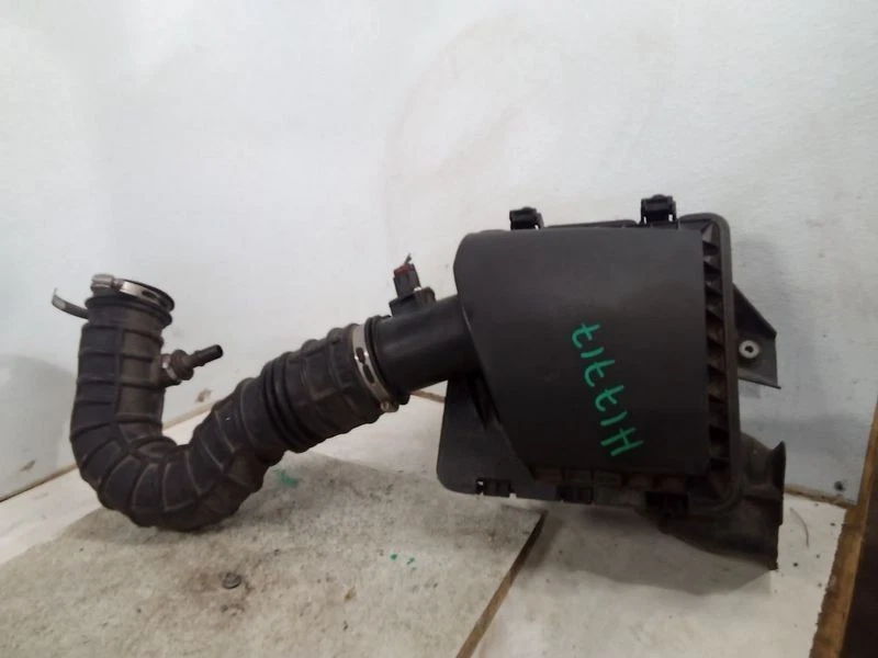 Purificador de aire Ford Mustang 2005-2010 4,0 L SOHC OEM Foto 3 de 4