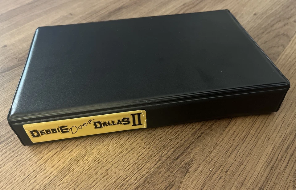 VERY RARE HTF Debbie Does Dallas 2 II VHS (1982) - Early VHS - Tested - Image 4 of 4