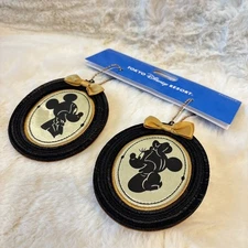 Japan Tokyo Disney Resort Keychain Badge Silhouette Studio Mickey Minnie