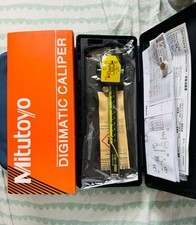 Mitutoyo Digital Caliper Standard 500-196-30 0-150mm 0-6" Absolute AOS Digimatic