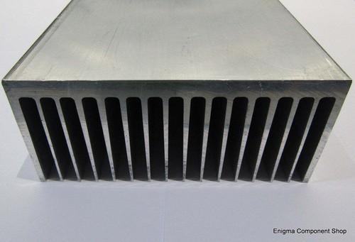 Large Aluminium Heatsink - Electronics-Amplifier-Audio Project 200 x 120 x 55mm. - Picture 1 of 2