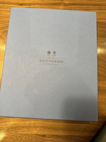 Smythson notebook cover A5 size No noticeable scratches or stains Beautiful - Picture 2 of 11