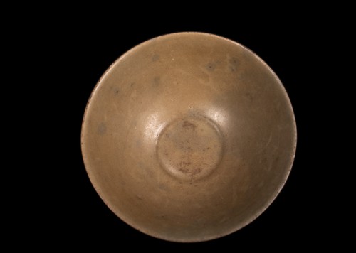 Eine feine , antike Steinzeug -/ Celadon Schale. China. Yuan ca. 13./14. Jh. - Bild 2 von 7