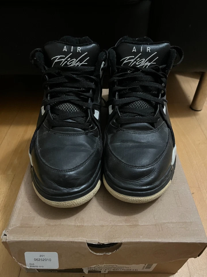 Nike Air Flight 89 (2011) Black/Zen Grey-Cool Grey 306252-010 US9,5 EUR43 - Image 2 of 4