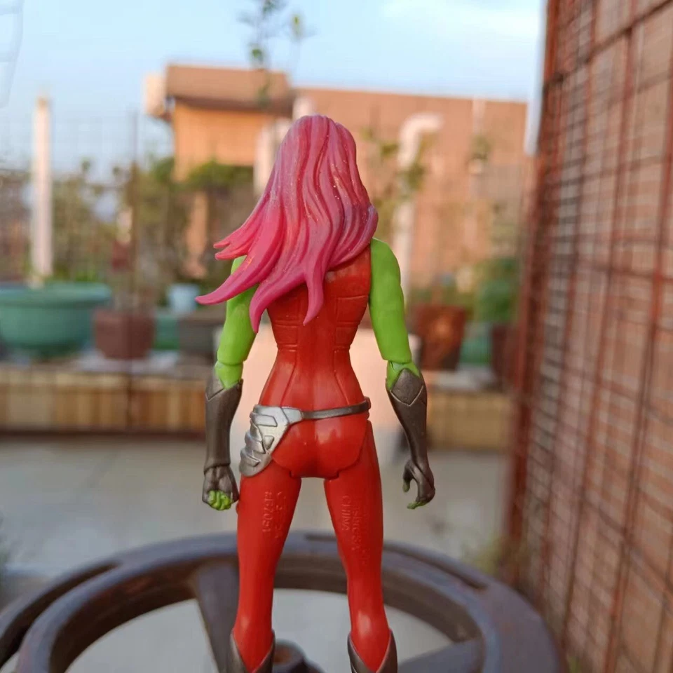 GUARDIANS OF THE GALAXY Gamora ACTION FIGURE 4" only figure Foto 3 de 4