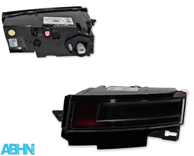 R8D2-13A420-AD Range Rover Evoque L551 Genuine Rear Right Tailgate Light BA RW 5
