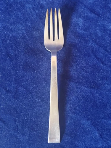 CONTINENTAL 6 3/8" SALAD FORK(s) International Sterling - estate