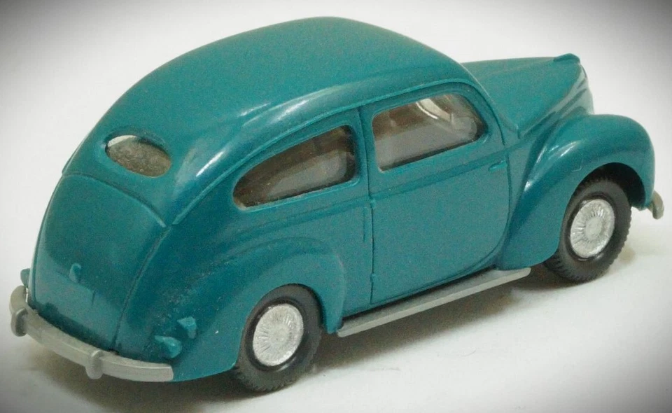 HO 1:87 Wiking 820 01 13 Ford Taunus Buckeltaunus In Blu Verde In OVP - Immagine 4 di 4