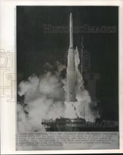 1962 Press Photo The launching of Thor-Delta rocket in Cape Canaveral, Florida