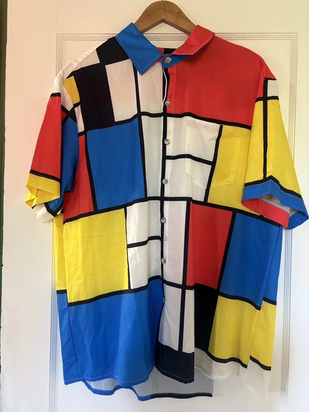 Men’s Vintage Royaura Mondrian Hawaii Style Shirt. xL