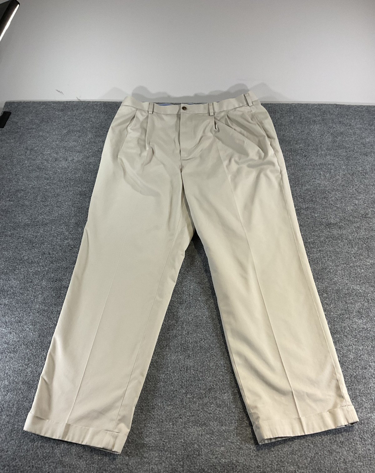 Brooks Brothers 346 Elliott Advantage Chino Men’s 40x32 Lightweight 100% Cotton