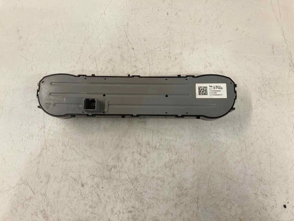 17 18 19 20 21 22 23 GMC ACADIA Temperature Heat AC Control - Image 3 of 4