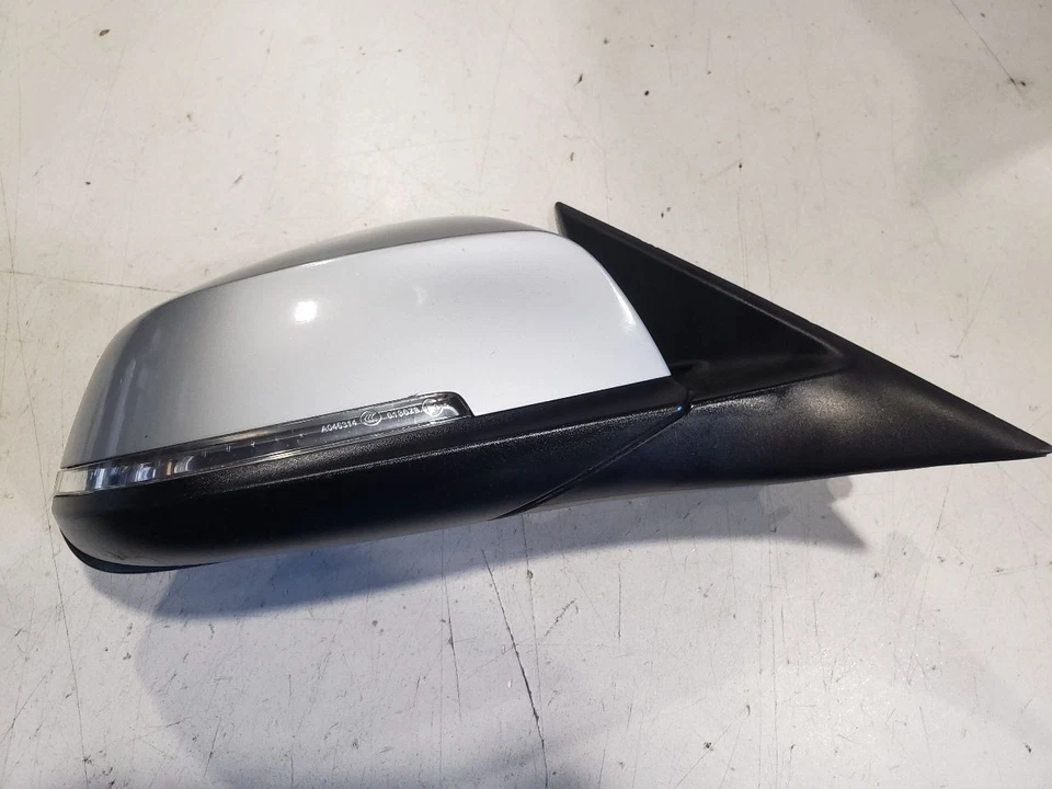 Espejo retrovisor lateral derecho pasajero (5 pines) - BMW 320I F30 2012 sedán - OEM Foto 2 de 4