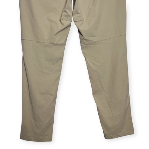 NUEVO Pantalón Lululemon Commission Clásico PARA HOMBRES 36 x 31 Beige Ventilado ABC Chino Nuevo Sin Etiquetas - Imagen 12 de 12