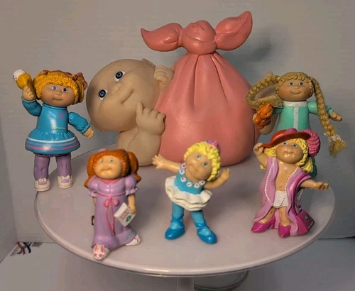Mixed Lot Of 5 Vintage Cabbage Patch Kids Figures O.A.A. 1984 + Baby Bank 1983