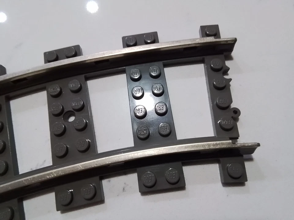 Lego 9v Metal Rail Tren Pista Curvada 4520 2867 4511 4512 4558 Gris Oscuro Foto 3 de 4