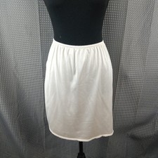 Bali Half Slip Size Small Beige Nylon Lace Trim Vintage Mini Length Slip