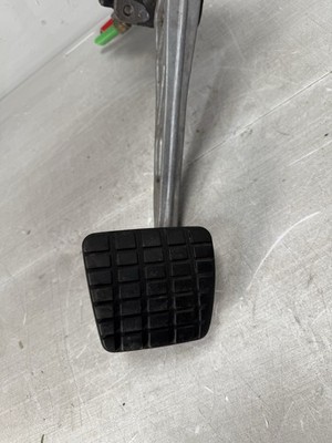 2023 FREIGHTLINER CASCADIA  FOOT BRAKE PEDAL W/ VALVE WABCO OEM 1668