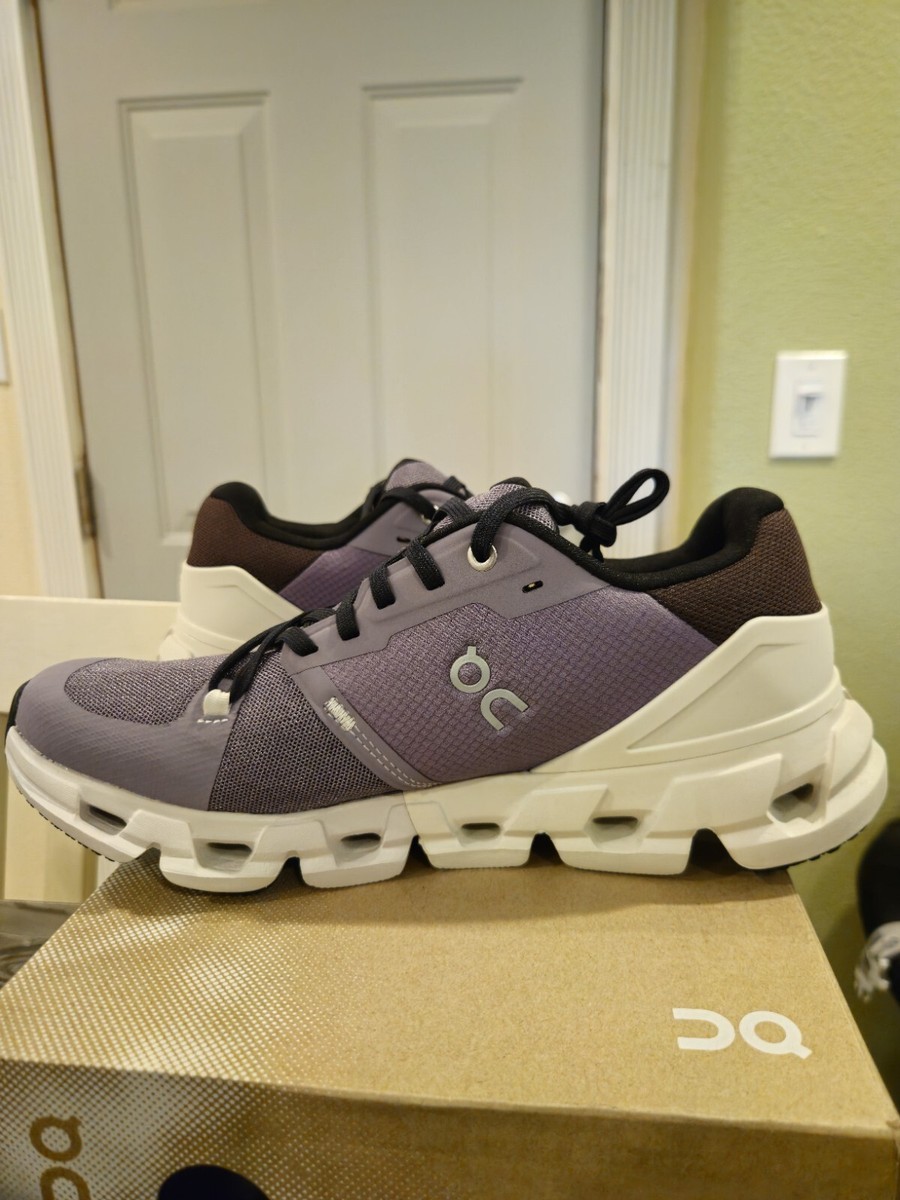 PR エニール 4枚 On Running Cloudflyer 4 Shark/Pearl Sneakers 71-98092