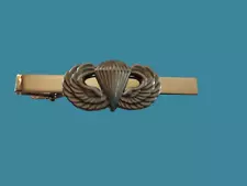 U.S MILITARY ARMY PARATROOPER JUMP WINGS TIE BAR TIE TAC U.S.A MADE  