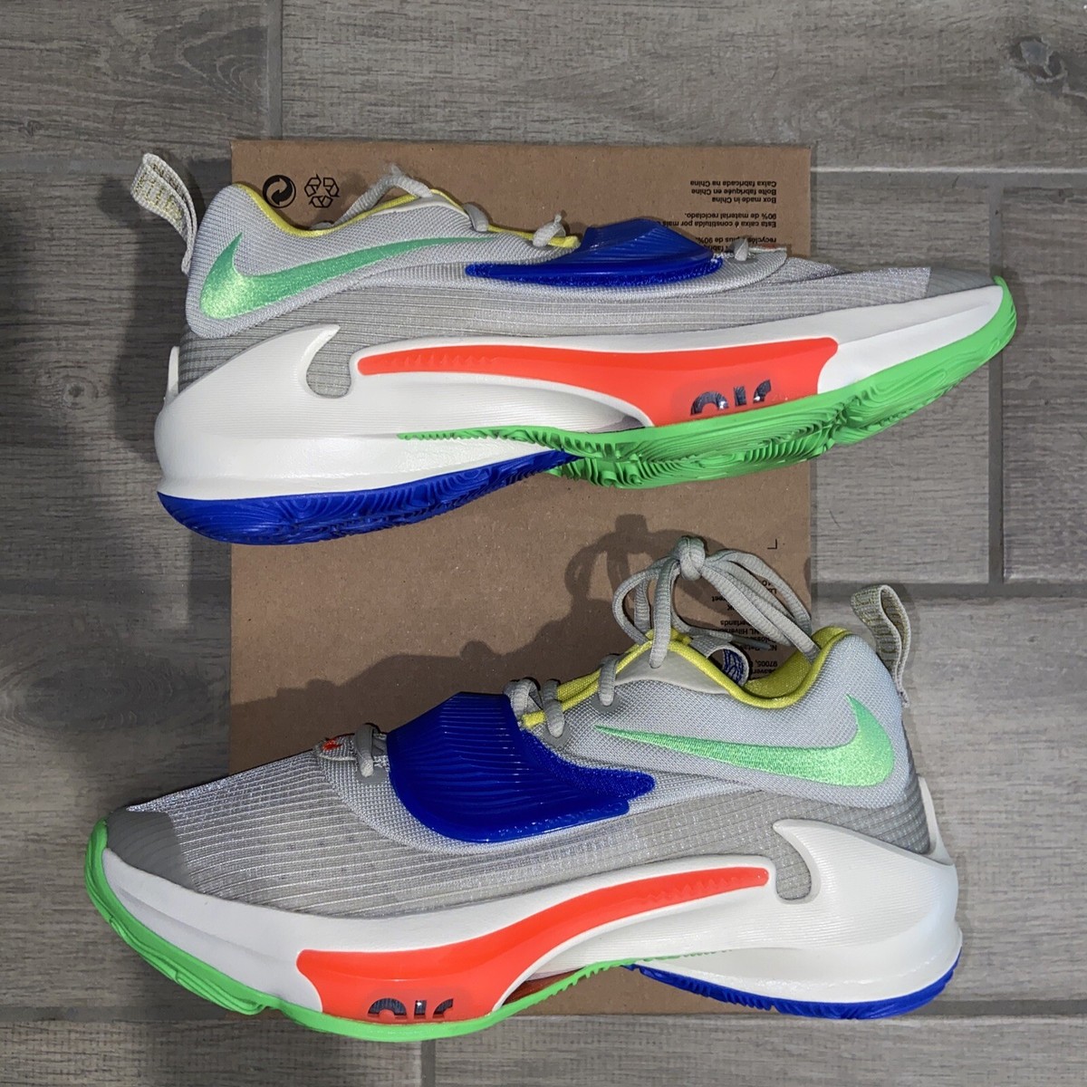 シューズ(男性用) NIKE ZOOM FREAK3 s-l400.jpg