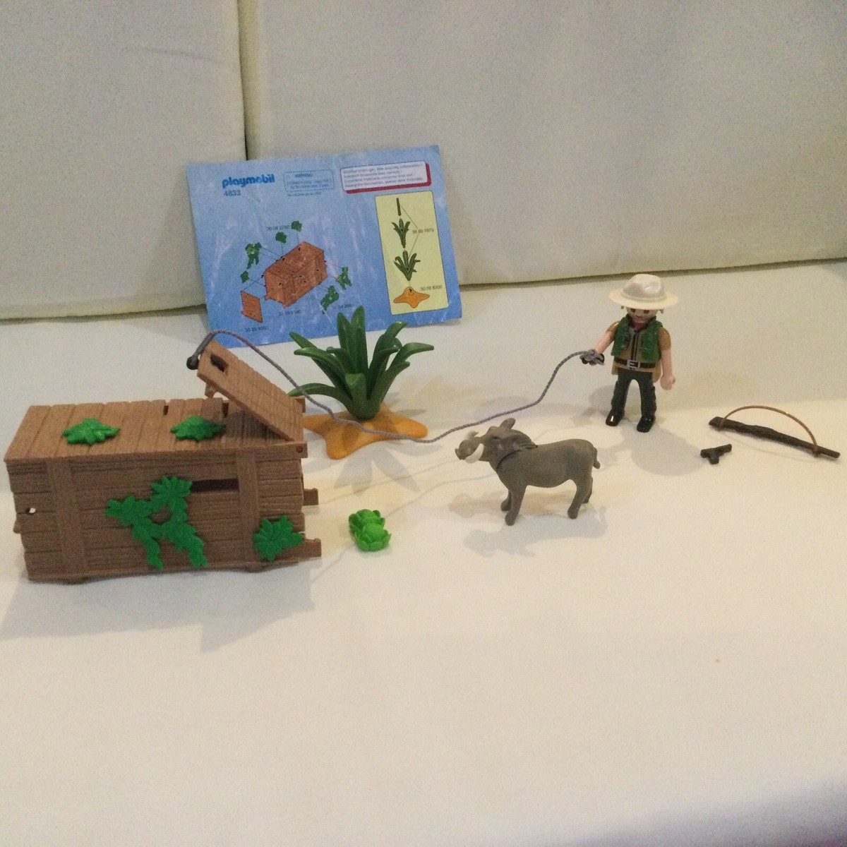 Playmobil 100% Complete Set 4833 Safari African Savannah Ranger With  Warthog VGC