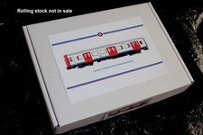 BACHMANN 'OO'  35-990B LONDON UNDERGROUND S STOCK STORAGE BOX x 7 CAR PACK