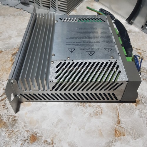 Schneider Pacdrive MC-4/11/03/400 VDM01U30AQ00 FW V00.22.XX - Free Shipping - 第 11/17 張圖片