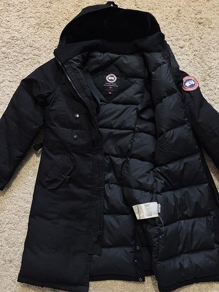 Women Canada Goose Parka Black 36 / S / 44
