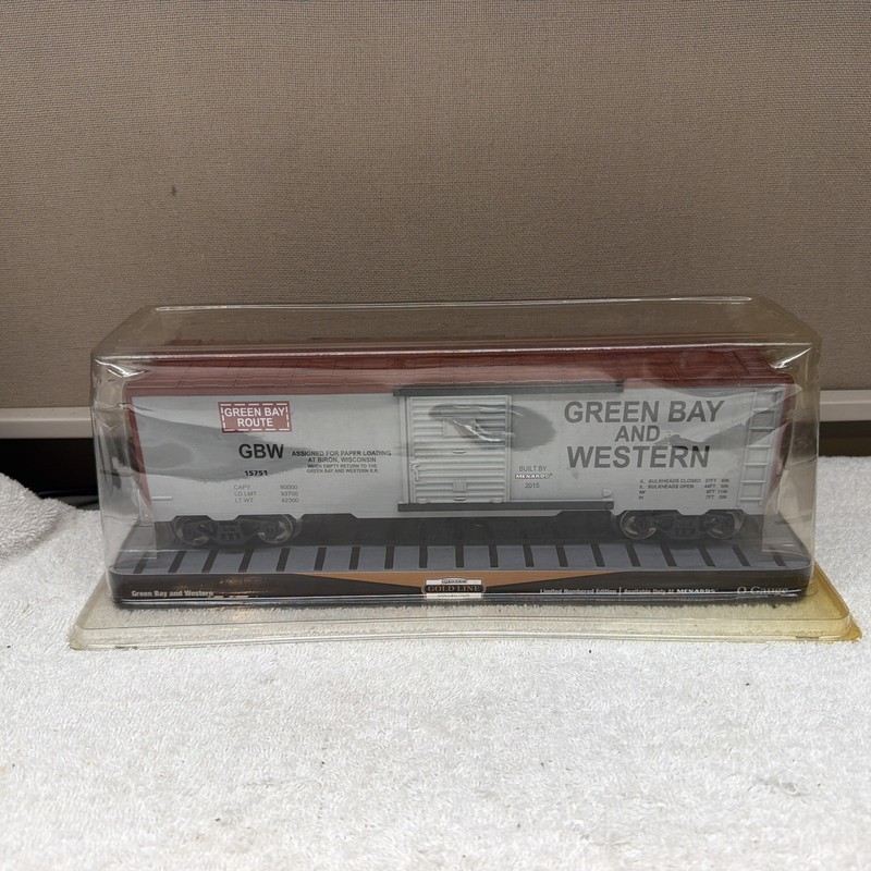 Menards Gold Line Green Bay And Western Box Car 279-2654 O Gauge Train Car