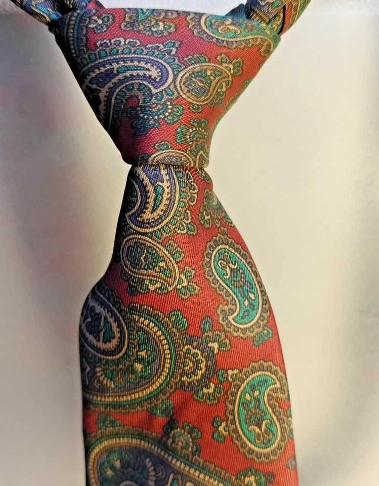 Oakton Ltd Men’s Silk Paisley Tie Red Green Blue Gold Classic Vintage 3.5x56" - Image 2 of 4