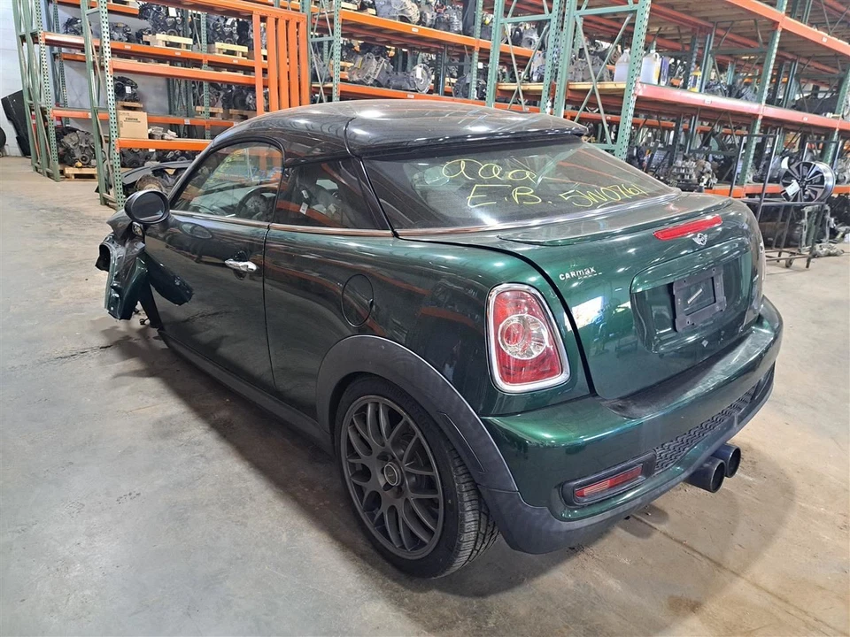 Mini Cooper Minicooper Sku #4273908 Power Brake Booster 2012 Foto 3 de 4